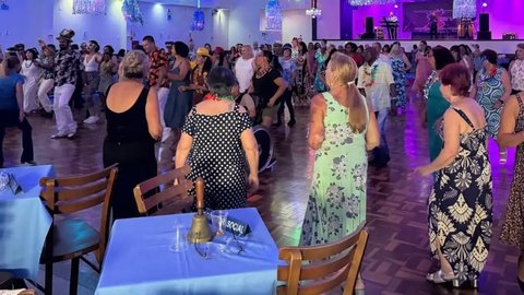 Baile para público 60+