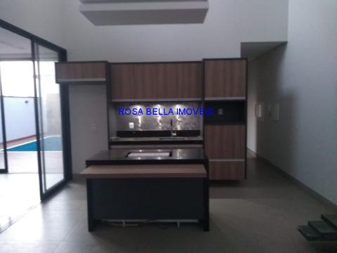 CASA CONDOMINIO VIENA COM PISCINA
