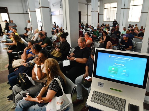 Campinas reúne 50 empresas em Feirão de Emprego que oferece 2,3 mil vagas